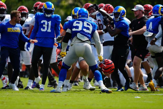 La'el Collins vs Leonard Floyd scuffle ends Bengals vs Rams