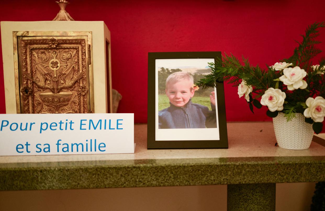 Une « mise en situation » est organisée ce jeudi 28 mars dans le hameau des Alpes-de-Haute-Provence où le petit Emile a disparu en juillet 2023 (photo d’illustration dans une chapelle de La Bouilladisse où résidait l’enfant)