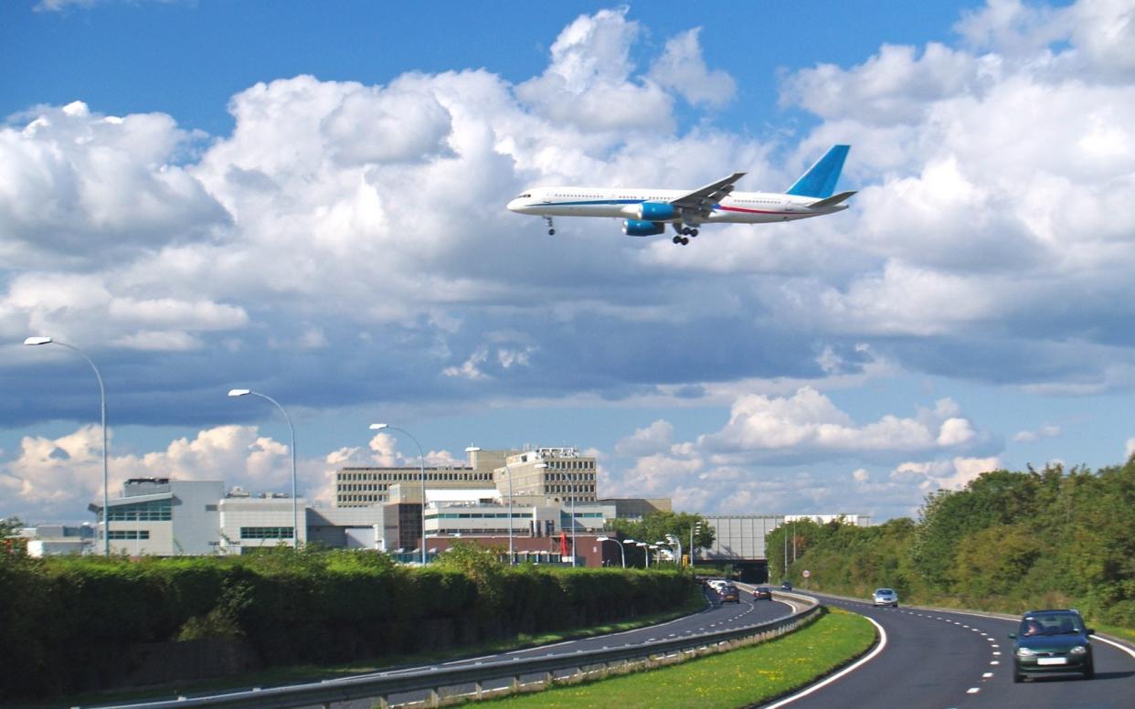 Gatwick flight path