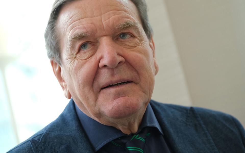 Gerhard Schröder (1998-2005)