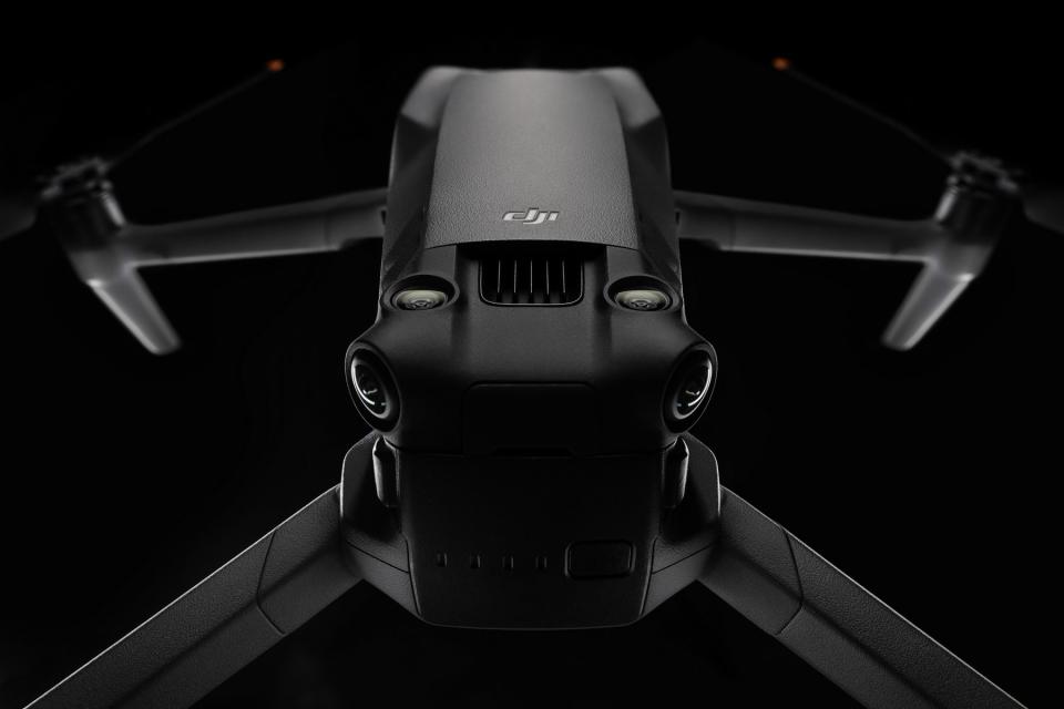 <p>DJI Mavic 3 drone press gallery</p>
