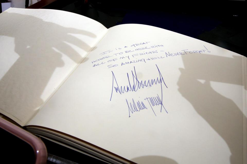 Trump's brief entry into a Holocaust memorial guest book has been criticized: AFP/Getty Images