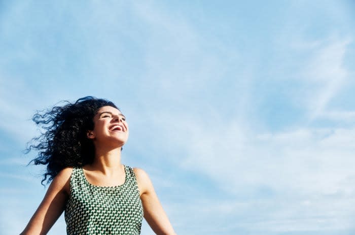 mujer feliz