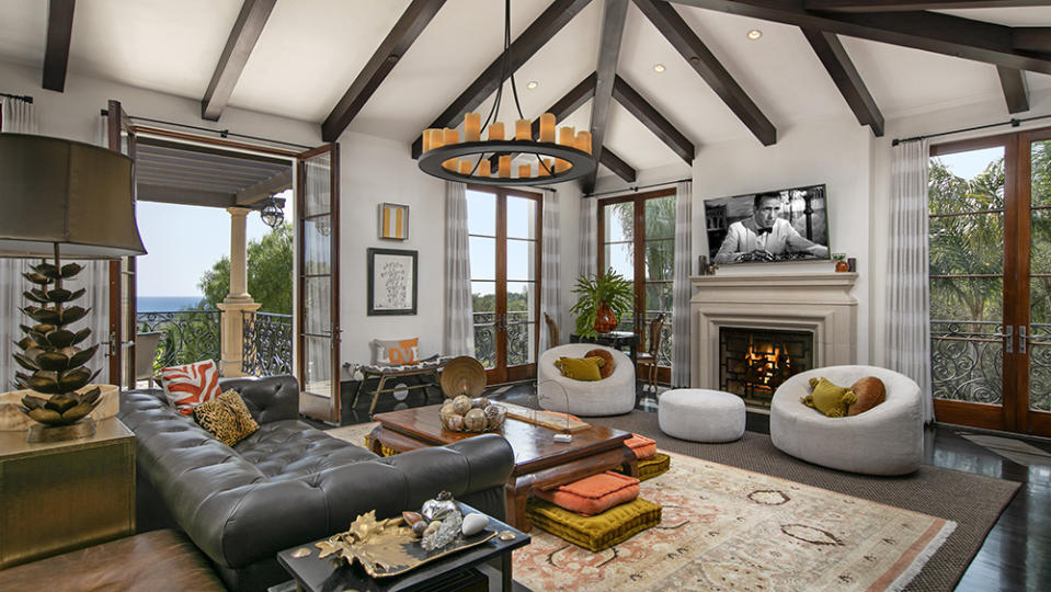 888 Lilac Drive in Montecito, California family room