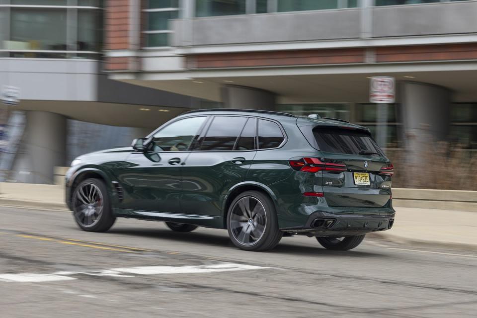 2024 bmw x5 m60i