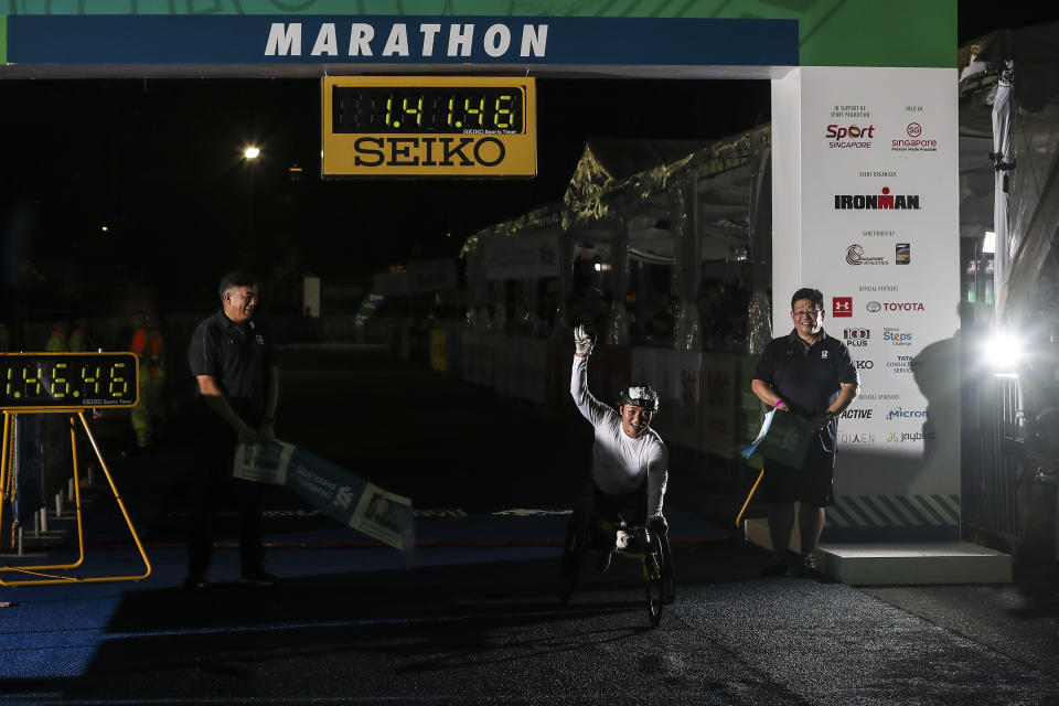 China’s 2016 Rio Paralympics champion Zou Lihong wins the women’s elite wheelchair marathon race at the Standard Chartered Singapore Marathon. (PHOTO: Standard Chartered Singapore Marathon)