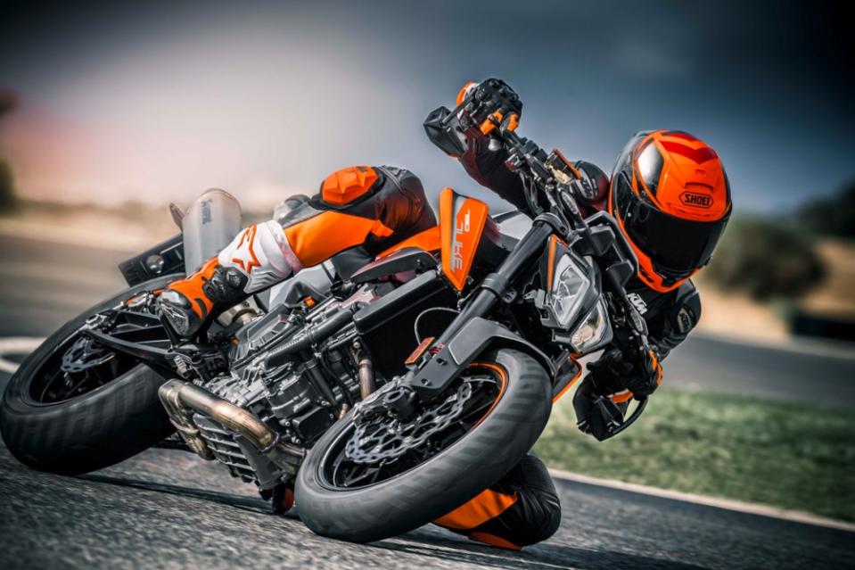 2018 KTM 790 DUKE宣告KTM挑戰中量級街車霸主的野心。