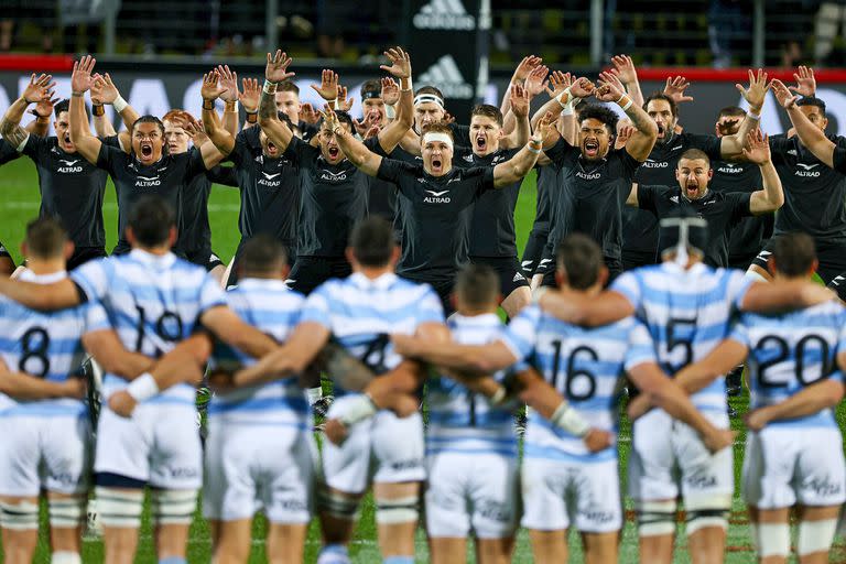El momento del haka de los All Blacks, en un partido del Rugby Championship 2022: los Pumas cayeron las tres veces ante Nueva Zelanda en mundiales