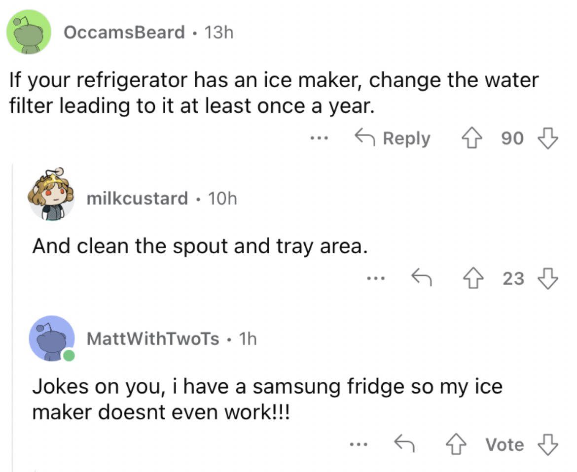 Reddit screenshot about changing your fridge's water filter at least once a year.