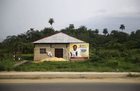 A building used as a place of worship is seen along a road in Yenagoa in Nigeria's Bayelsa state February 28, 2015. REUTERS/Akintunde Akinleye