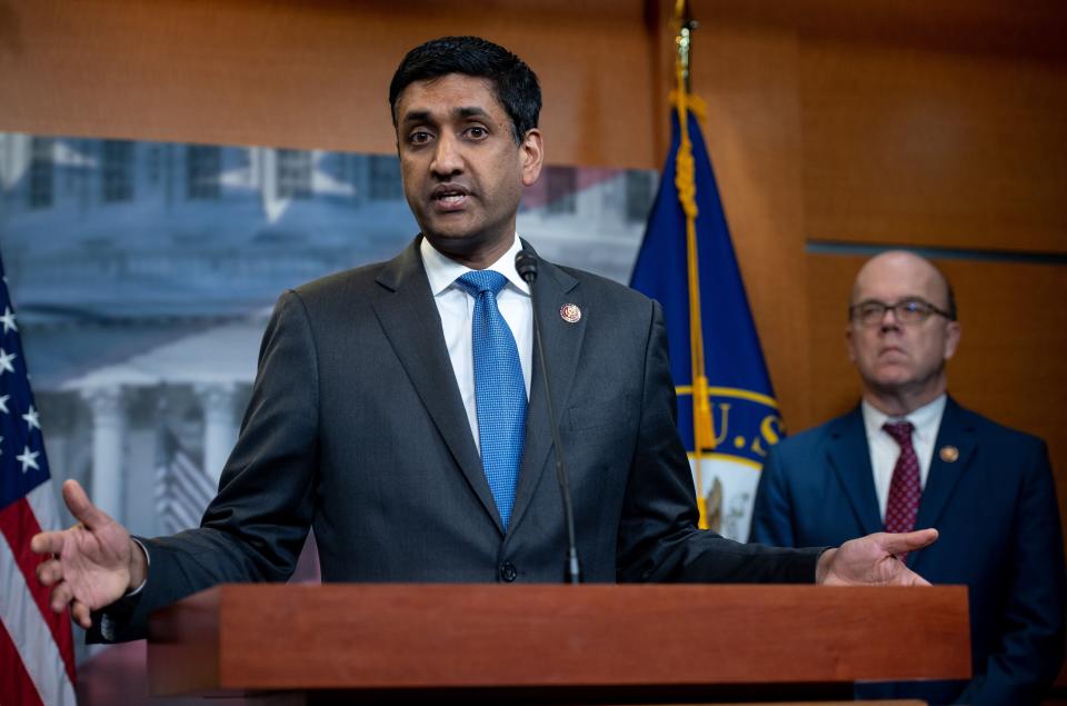 Rep. Ro Khanna (D-Calif.) has become the first House member to endorse Massachusetts Sen. Ed Markey's reelection in what may evolve into one of 2020's showcase primary battles. (Photo: SAUL LOEB/Getty Images)