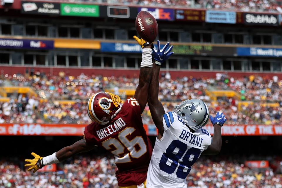 <p>Cornerback Bashaud Breeland #26 of the Washington Redskins misses a catch while wide receiver Dez Bryant #88 of the Dallas Cowboys defends in the third quarter at FedExField on September 18, 2016 in Landover, Maryland. (Photo by Patrick Smith/Getty Images) </p>