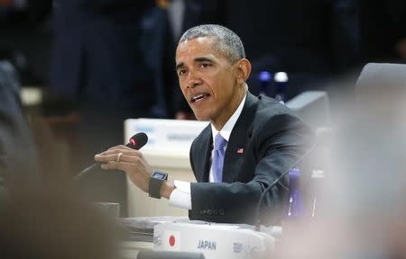 U.S. President Barack Obama opens the first opening plenary session as world leaders gather at the Nuclear Security Summit in Washington April 1, 2016. REUTERS/Jim Bourg