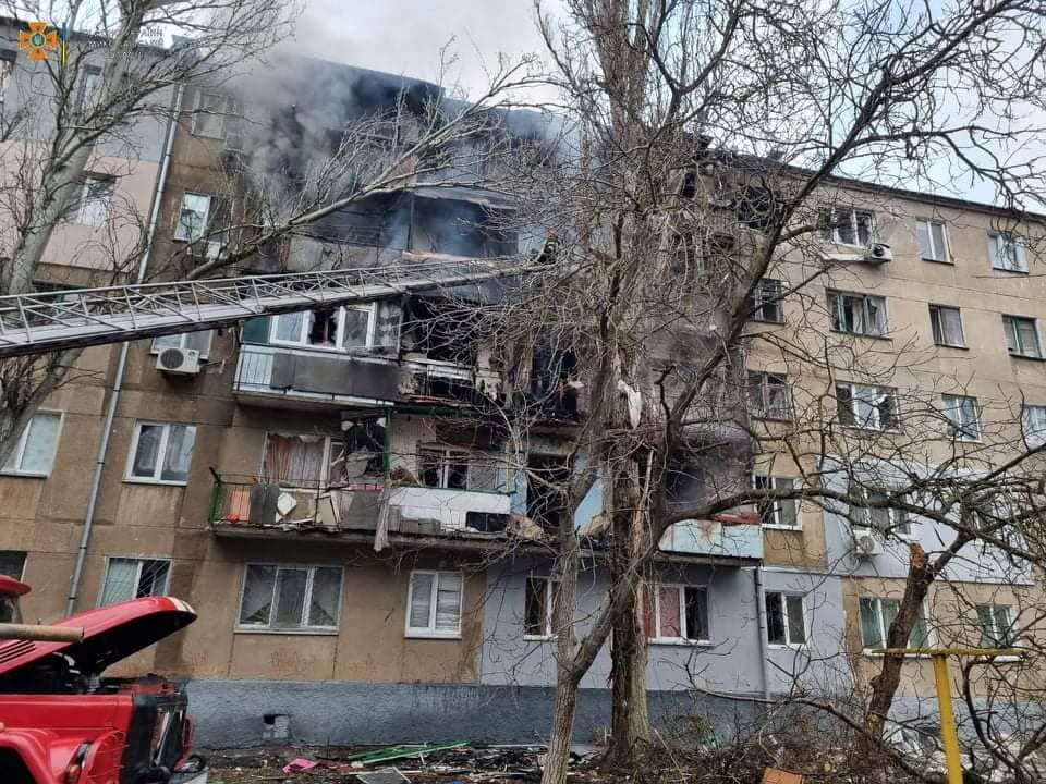 A view shows a residential building damaged by shelling, amid the Russian invasion of Ukraine, in Mykolayiv, Ukraine, in this handout picture released March 7, 2022.  Press service of the State Emergency Service of Ukraine/Handout via REUTERS ATTENTION EDITORS - THIS IMAGE HAS BEEN SUPPLIED BY A THIRD PARTY.