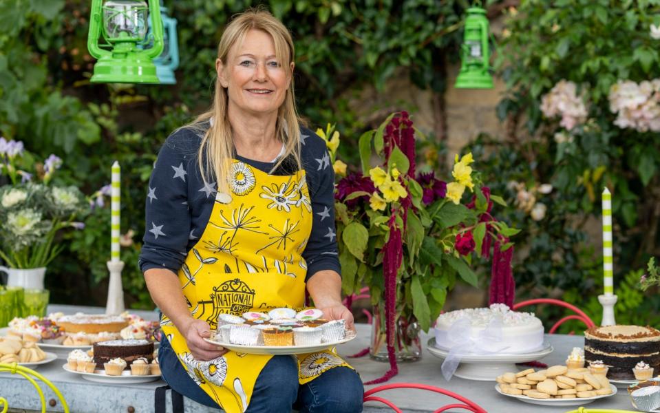 Dining out: Bunny Guinness with the table laid for a garden party - Andrew Crowley