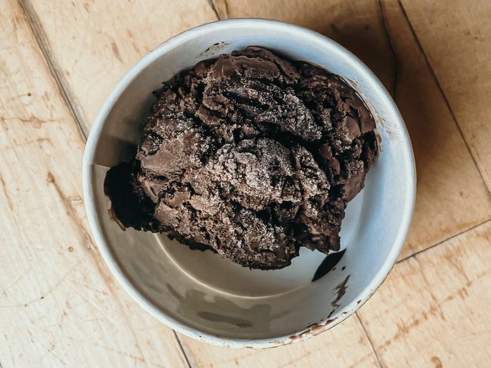 scoop of chocolate fudge ice cream from baskin robbins