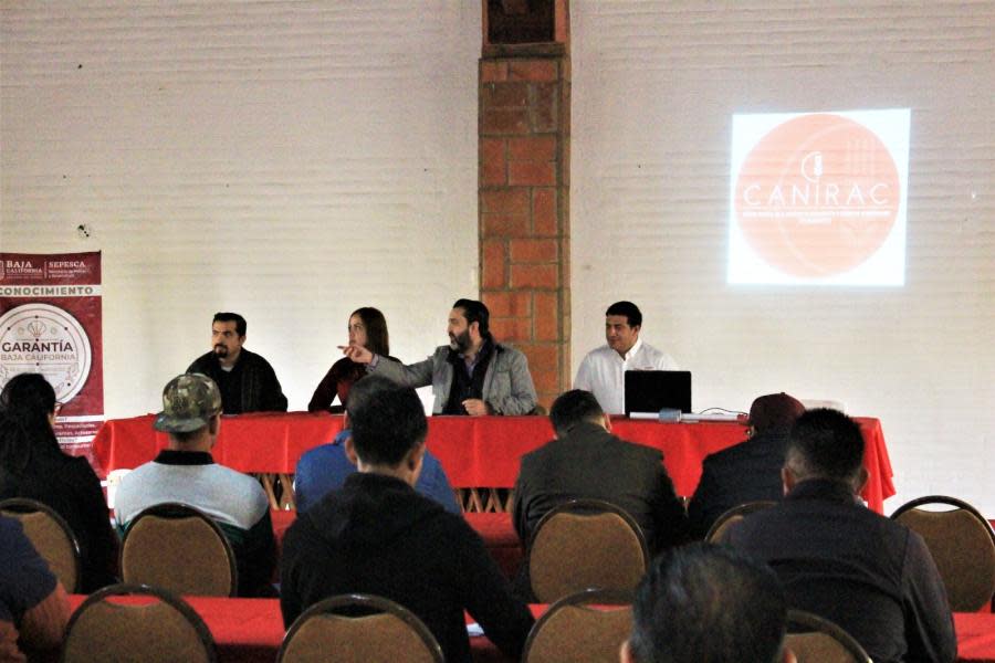 CANIRAC y dependencias estatales capacitan a expendios de alimentos de Playas de Rosarito