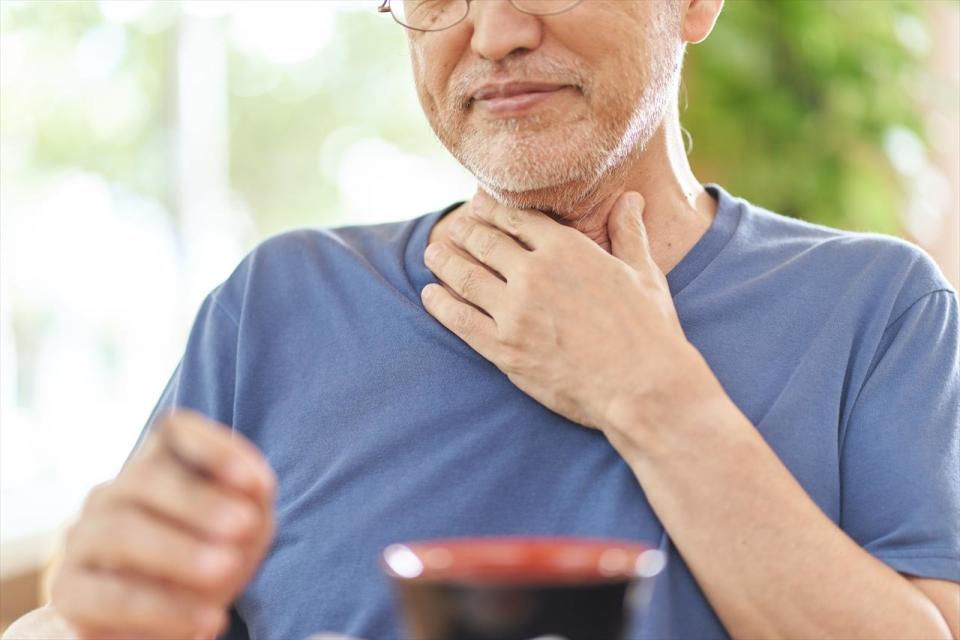 <strong>一名50多歲的男性因吞嚥困難、噁心等症狀就醫。（示意圖／pixabay）</strong>