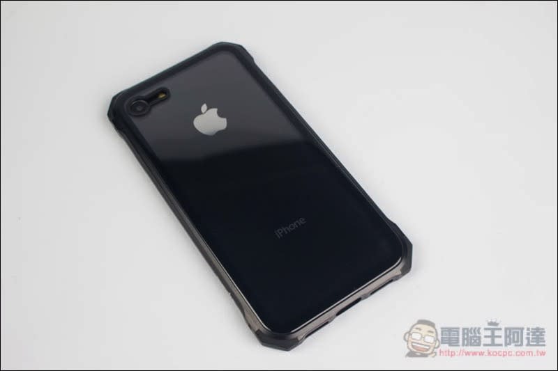 Elpaka iPhone 8/8 Plus 磁吸與玻璃金屬保護殼開箱推薦 相容 7/7Plus、iPhone X 即將登場