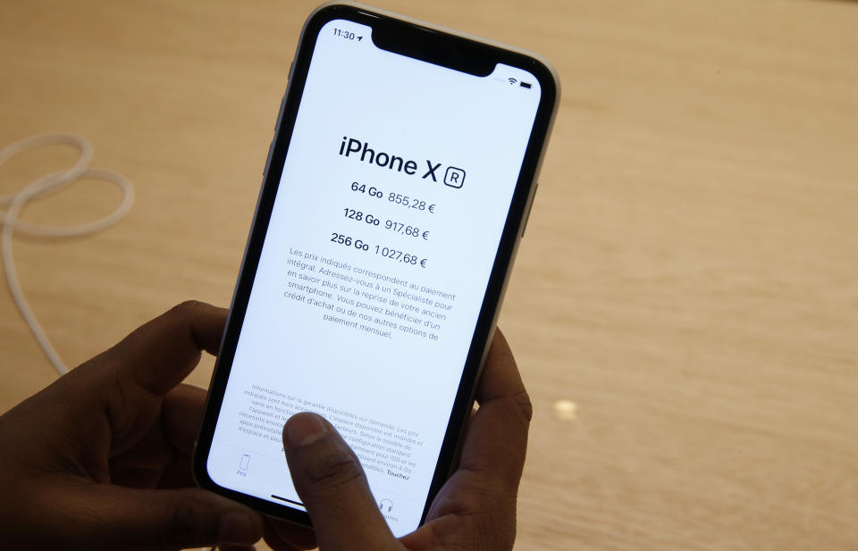 Apple es la gran sorpresa de esta lista con un descenso del nivel de producción del 15% en el último año, lo que indica que el alto precio de sus productos le está pasando factura. En el segundo trimestre de 2018 fabricó 41,3 millones de dispositivos y, en el mismo período de este 2019, 35,3 millones. Su cuota de mercado se ha reducido además del 12% al 11%. (Foto: Chesnot / Getty Images).