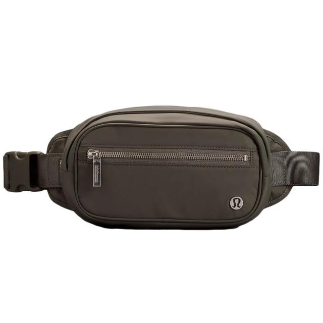 Lululemon's Clear Belt Bag Is the Ultimate Concert Accessory