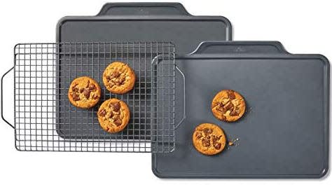 Serious bakers can depend on All-Clad's reliable bakeware.