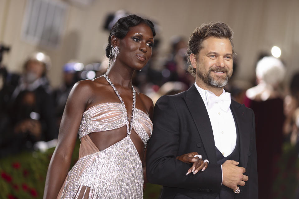 Jodie Turner-Smith and Joshua Jackson in Gucci at the 2022 Met Gala celebrating In America: An Anthology of Fashion held at The Metropolitan Museum of Art on May 2, 2022 in New York City. (Photo by Chris Polk/WWD/Penske Media via Getty Images)