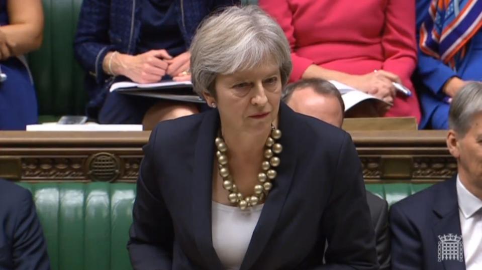 Theresa May sidesteps Tory rebellion by announcing plans to enshrine her Brexit proposals in law