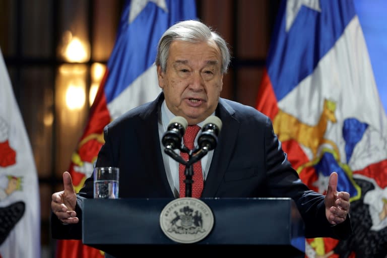 Le secrétaire général de l'Onu, Antonio Guterres, le 2 mai 2024 à Santiago du Chili (RAUL BRAVO)