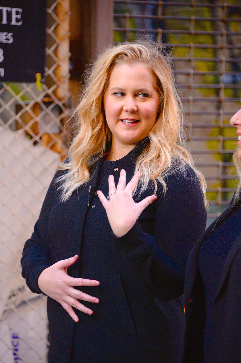 Amy Schumer seen while filming a commercial on Oct. 25, 2018, in SoHo in New York City. (Photo: Robert Kamau/GC Images)