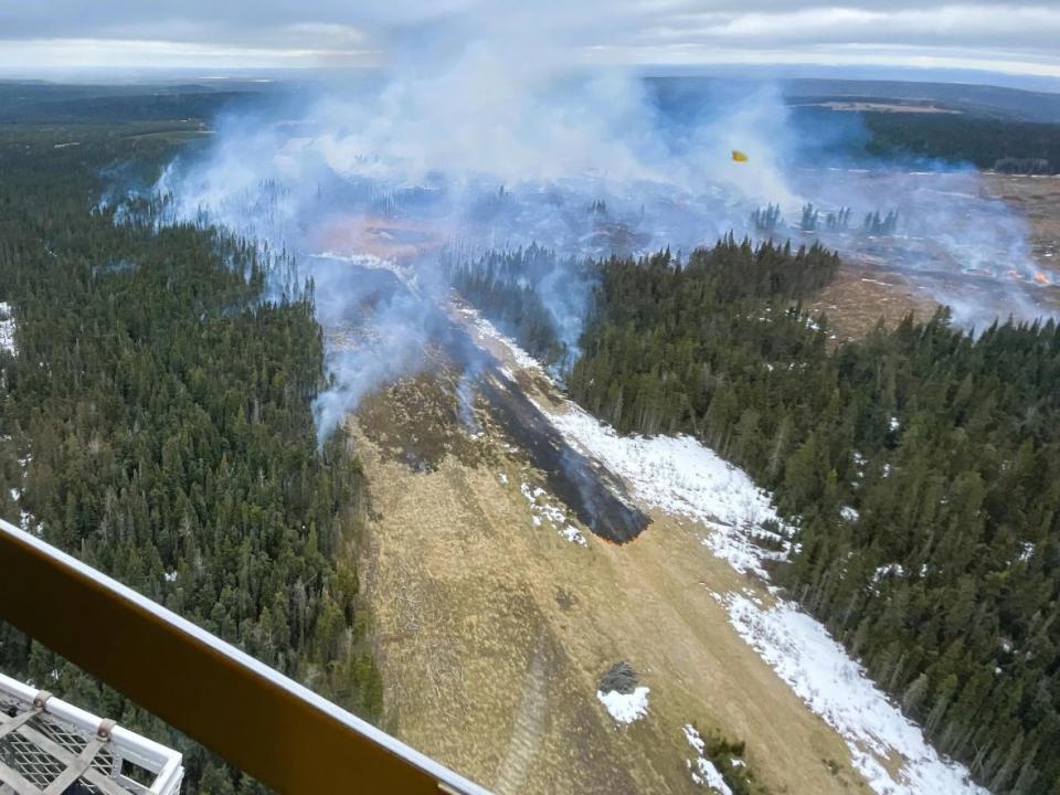 An aerial photo of a wildfire about 40 kilometres north of Edson, Alta., involving TC Energy's Nova Gas Transmission Line, taken around 12:30 p.m. on Tuesday, April 16, 2024.  (Alberta Wildfire - image credit)