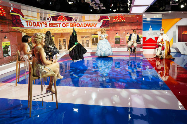 Savannah Guthrie and Jenna Bush dressed as Dallas Cowboys Cheerleaders  attend the Halloween show on Today at Rockefeller Plaza on October 29,  2021 i Stock Photo - Alamy