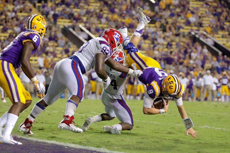 Joe Burrow (9) has helped lead LSU to a top five ranking in the AP poll. (AP)