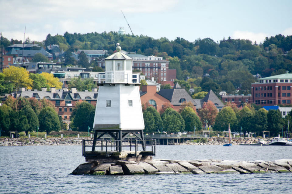 45. Burlington-South Burlington, Vermont. Percentage without health insurance: 6.2%. Percentage that is food-insecure: 2.8%. Obesity rate: 23.2%. 2014 unemployment rate: 3.3%.