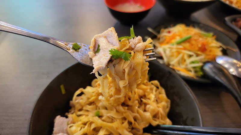 Soi Aroy Thai Bak Chor Mee closeup