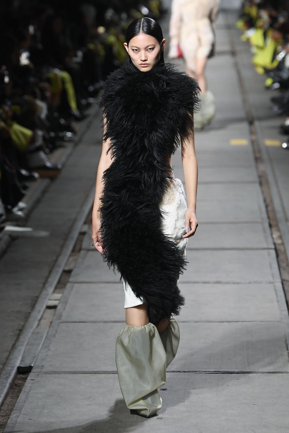 Model on the runway at Alexander McQueen RTW Fall 2024 as part of Paris Ready to Wear Fashion Week held on March 2, 2024 in Paris, France. (Photo by Giovanni Giannoni/WWD via Getty Images)