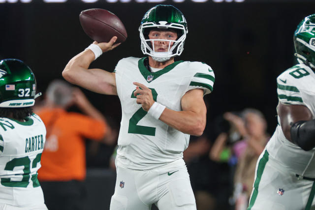 New York Jets quarterback Zach Wilson takes ownership for fumbled snap in  'SNF' loss vs. Kansas City Chiefs