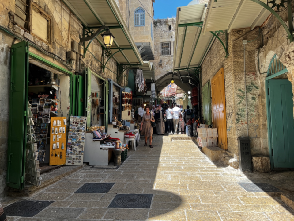 耶路撒冷的舊城區被分為 4 個區，不同區域呈現不同民俗風情。圖／劉郁葶　提供