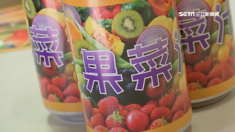 工人補給的「果菜汁」其實是啤酒。