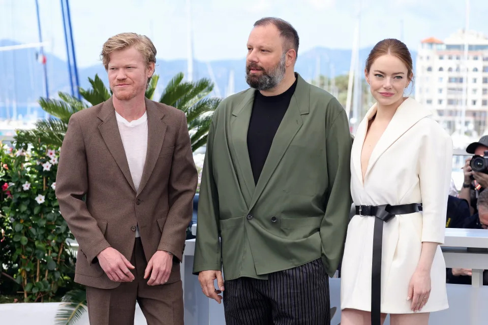 CANNES, FRANCE - MAY 18: Jesse Plemons, Yorgos Lanthimos and Emma Stone attend the 'Kinds Of Kindness' Photocall at the 77th annual Cannes Film Festival at Palais des Festivals on May 18, 2024 in Cannes, France. (Photo by Andreas Rentz/Getty Images)