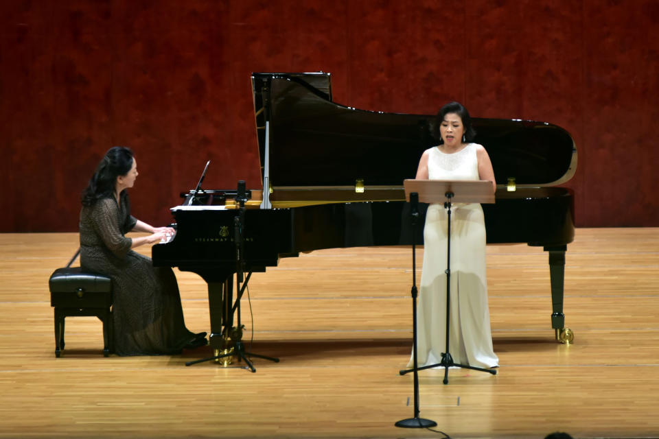 台灣國寶級作曲家游昌發老師巧妙地將天才詩人白萩的詩與音樂結合，於國家音樂廳演出。