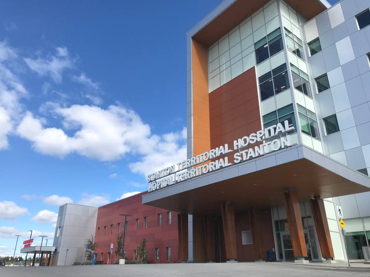 The Stanton Territorial Hospital, along with all other hospitals, health centres and pharmacies in the N.W.T., carry naloxone kits to help reverse the effects of an opioid overdose. (Liny Lamberink/CBC - image credit)