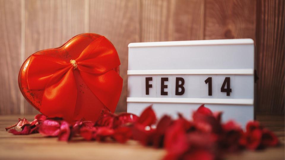 How to navigate your first Valentine's Day as a single mom during a pandemic. (Image via Getty Images)