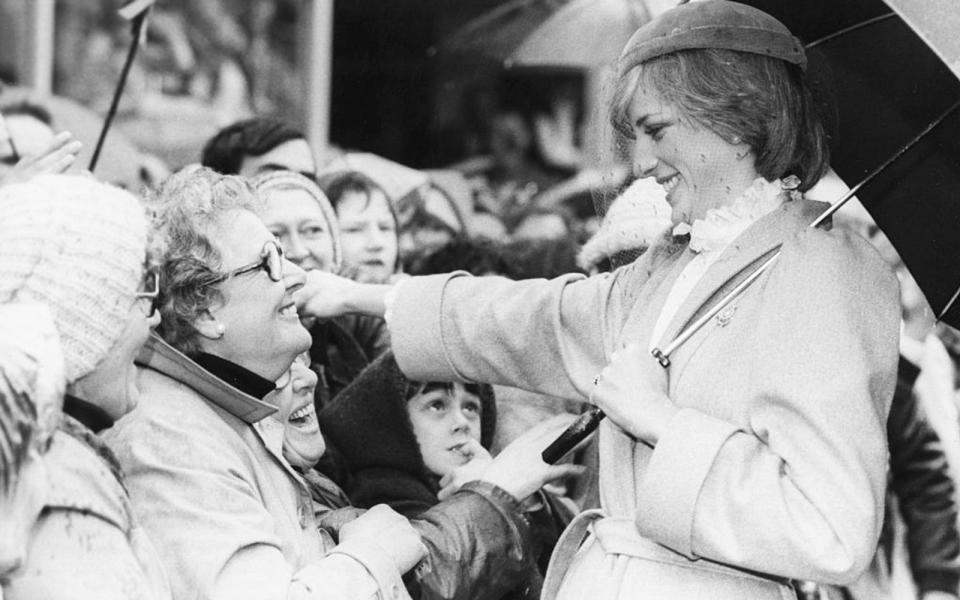 "Das schlimmste Leid auf der Welt ist doch, dass so viele Menschen nicht geliebt und umarmt werden." (Bild: Central Press/Hulton Archive/Getty Images)