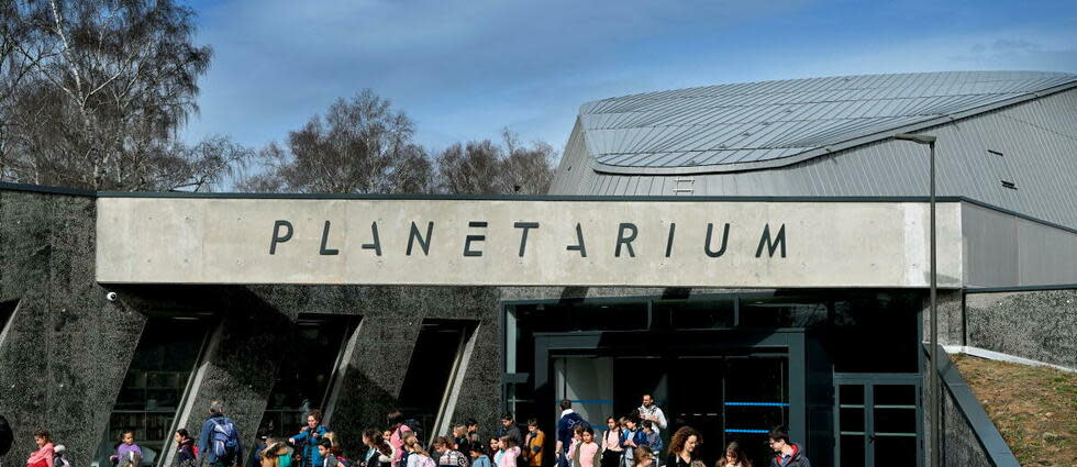 Le parc auvergnat inaugure pour sa nouvelle saison le plus grand planétarium de France, avant d’accueillir la Grande Boucle en juillet.  - Credit:Rémi DUGNE / MAXPPP / PHOTOPQR/LA MONTAGNE/MAXPPP