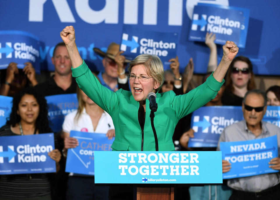 Sen. Elizabeth Warren speaks at The Springs Preserve on Oct. 4, 2016 in Las Vegas, Nev. (Photo: Ethan Miller/Getty Images)