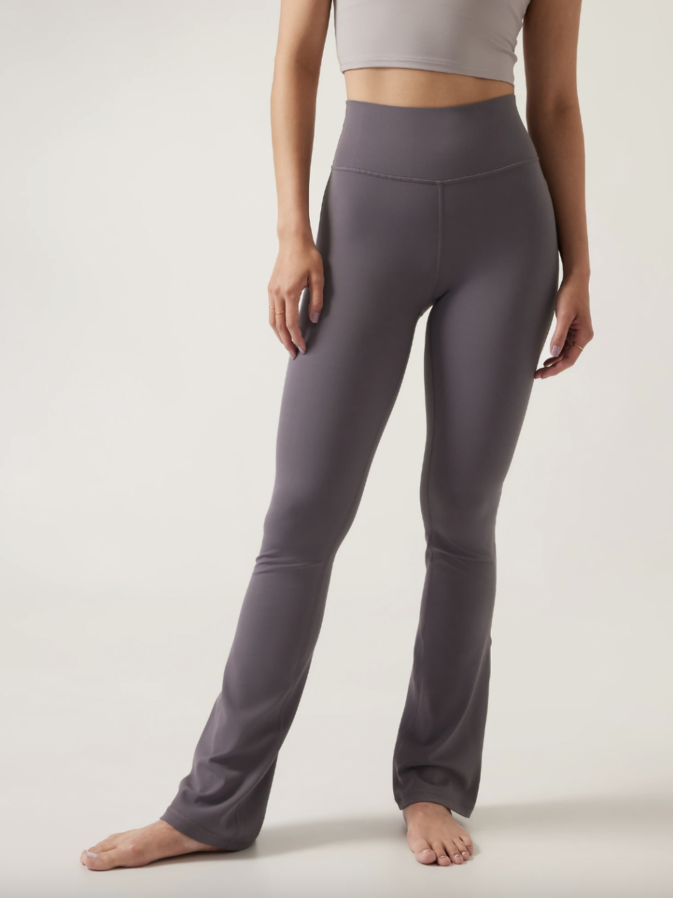 Transcend Pant in dusk violet (Photo via Athleta)