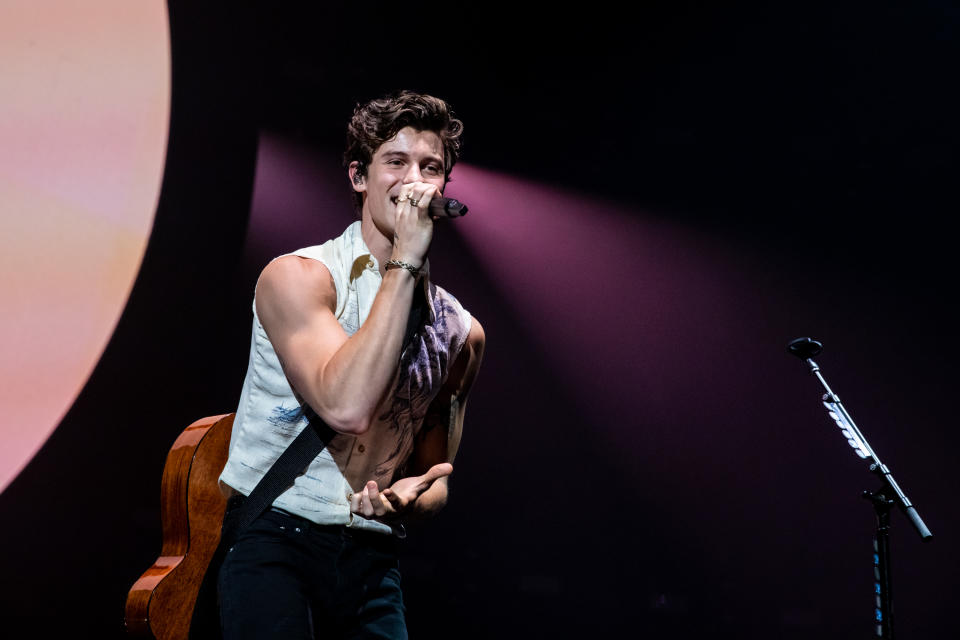 Shawn Mendes breaking hearts everywhere. (PHOTO: 19sixtyfive)