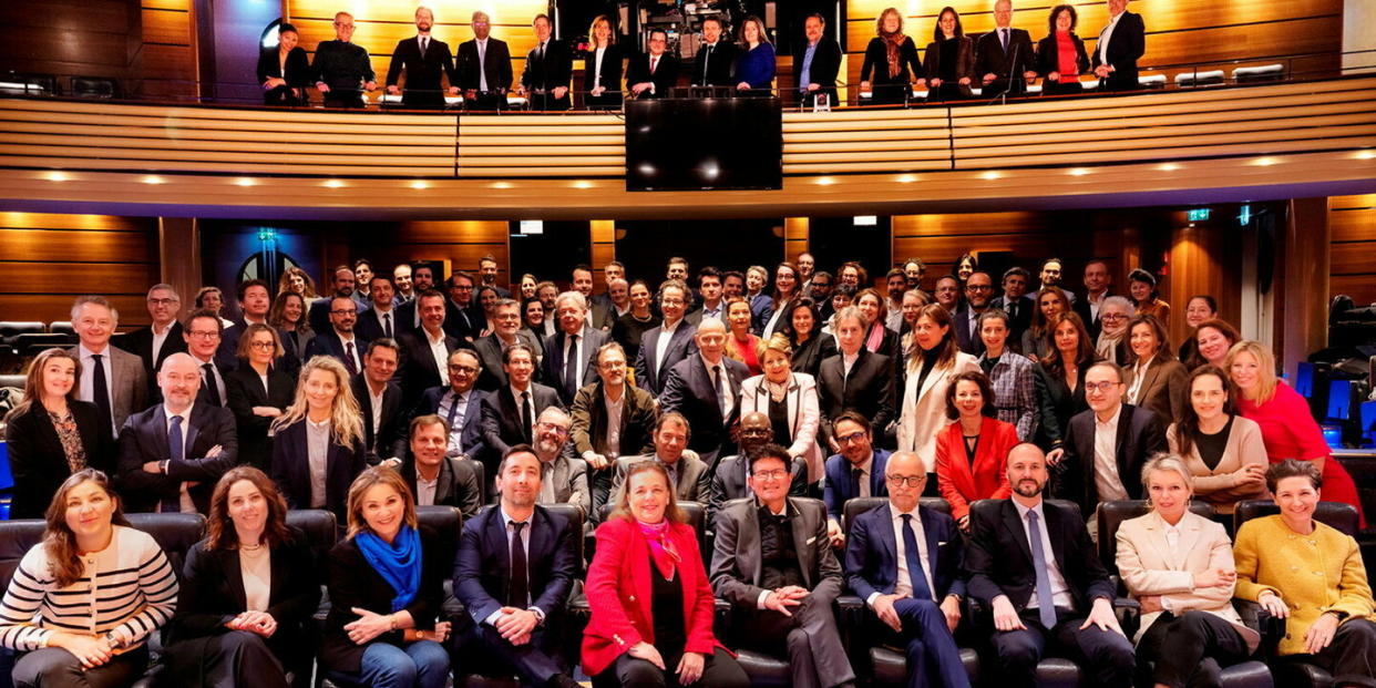 Les représentants des cabinets récompensés de 5 étoiles par Le Point et Statista, réunis à la Maison du barreau, à Paris, le 2 avril 2024. - Credit:WILLIAM_BEAUCARDET/REA