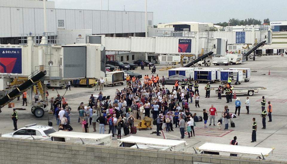 Multiple people shot at Ft. Lauderdale airport